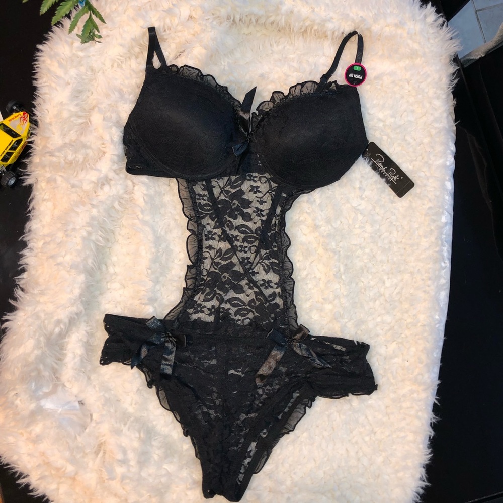 Lingerie Size M - Picture 4 of 8